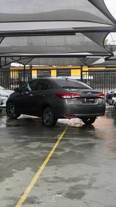 TOYOTA YARIS 1.5 16V FLEX SEDAN XLS CONNECT MULTIDRIVE